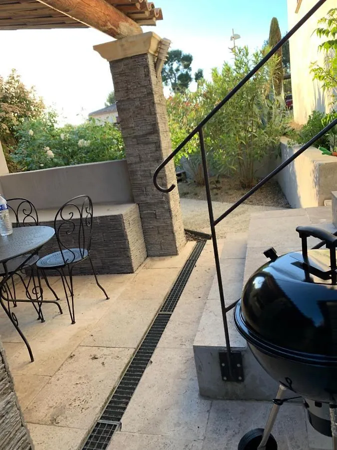 Studio Isabelle Hotel Carpentras France